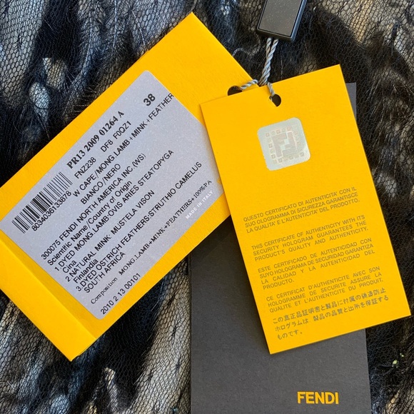 Fendi feather shawl - Picture 3 of 4